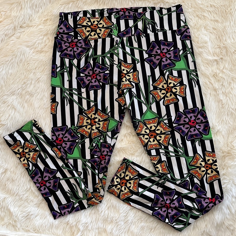 LuLaRoe Black and White Striped Leggings with Nightmare Before Christmas Design - Picture 2 of 4